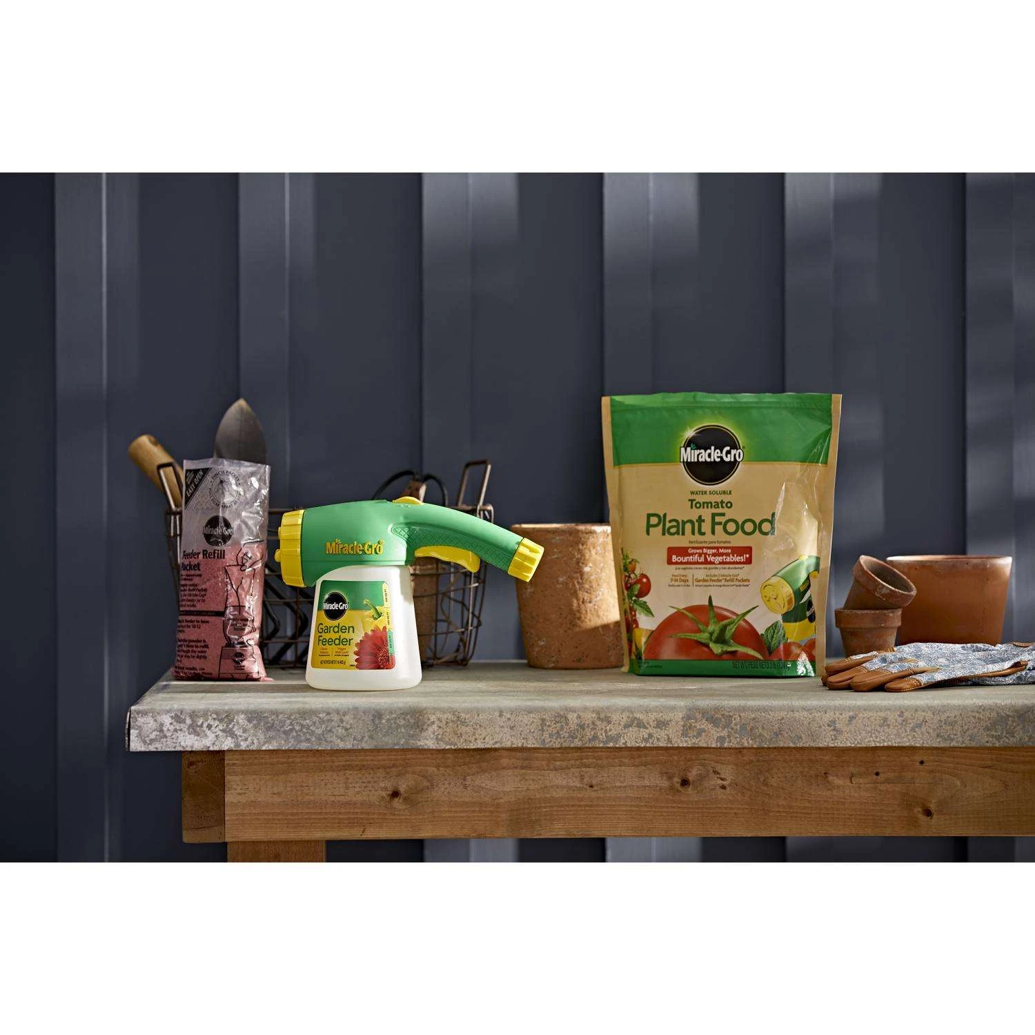 Miracle-Gro Granules Tomato Plant Food 3 Lb - Image 3